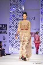 Model walk the ramp for Payal Pratap Show at Wills Lifestyle India Fashion Week 2012 day 1 on 6th Oct 2012 (9).JPG